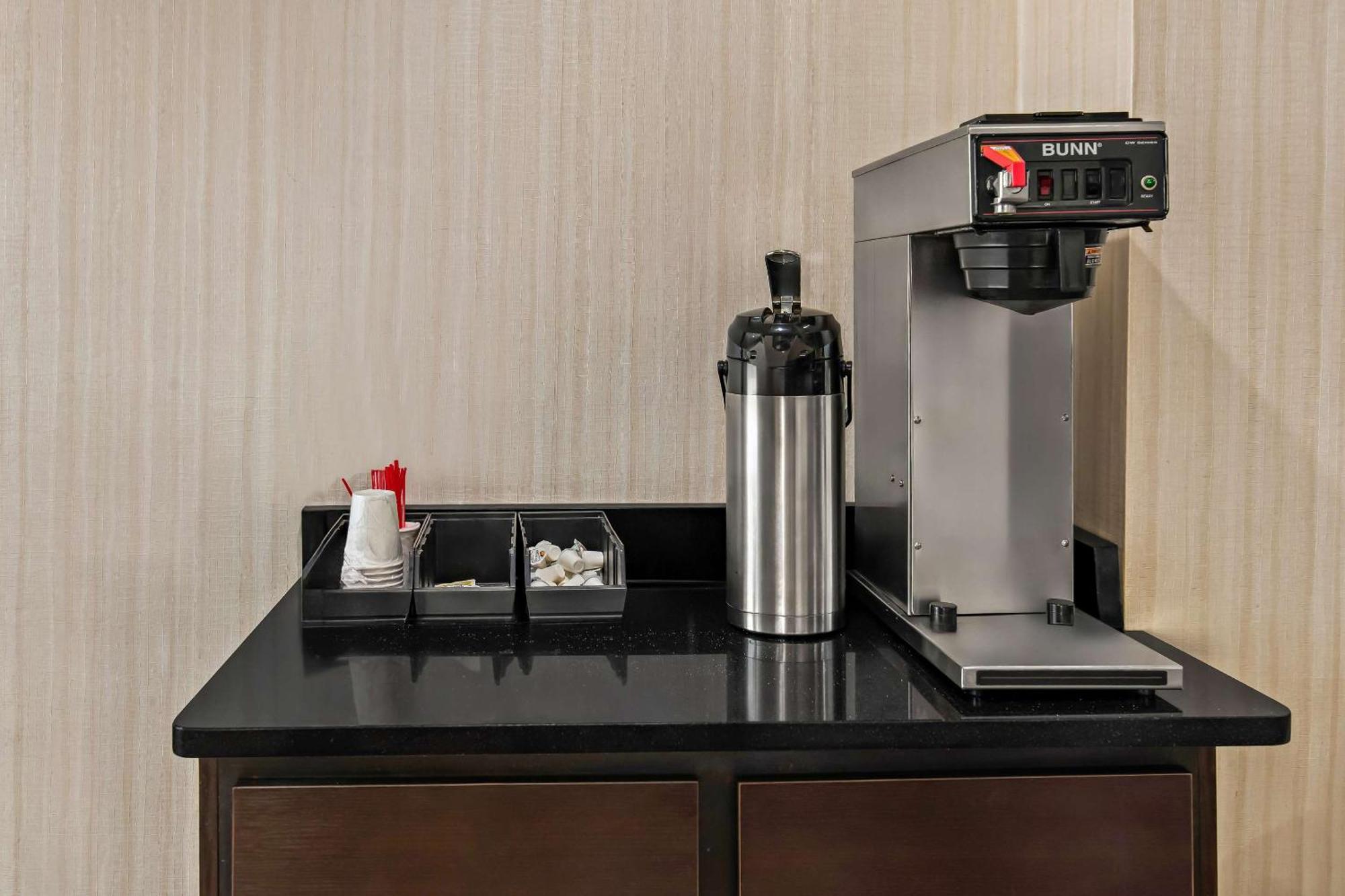 Motel 6 Lester - Philadelphia Airport Zewnętrze zdjęcie