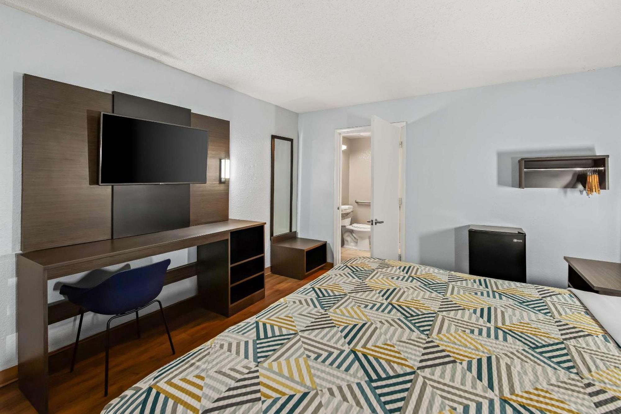 Motel 6 Lester - Philadelphia Airport Zewnętrze zdjęcie
