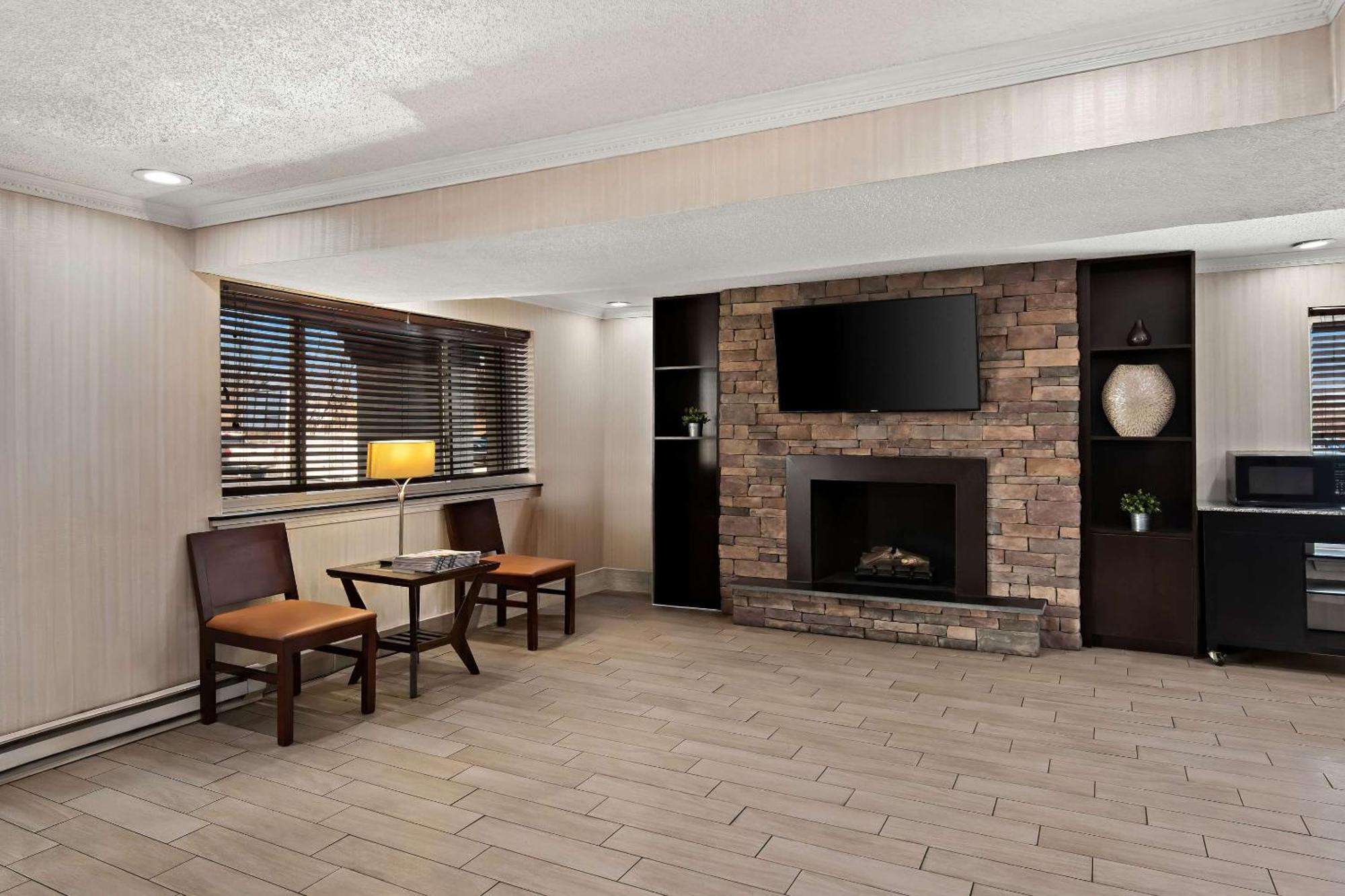 Motel 6 Lester - Philadelphia Airport Zewnętrze zdjęcie